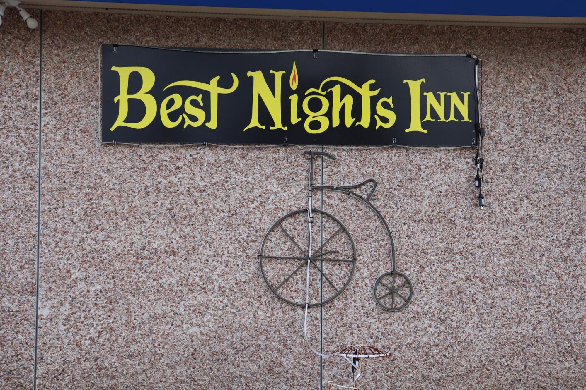 Best Nights Inn - Sparta Bagian luar foto
