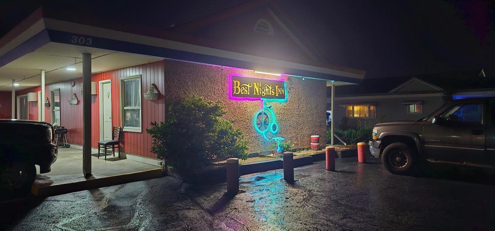 Best Nights Inn - Sparta Bagian luar foto